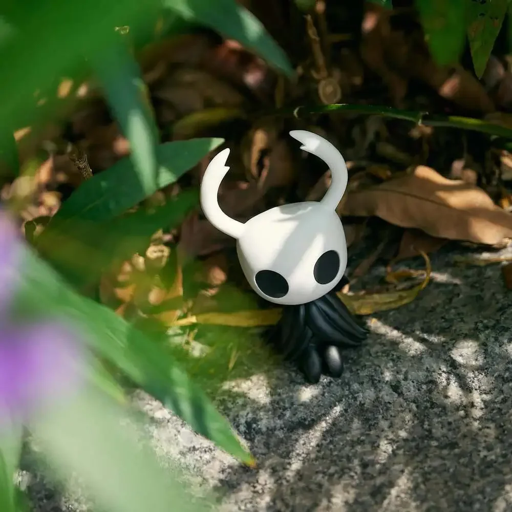 Hollow Knight Figure | Black White 3D Printed PLA | 9Cm Desk Display